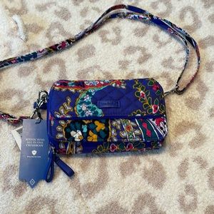 NWT Vera Bradley RFID All In One Crossbody